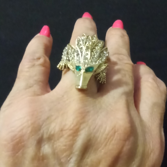 Ring - Picture 3 of 4